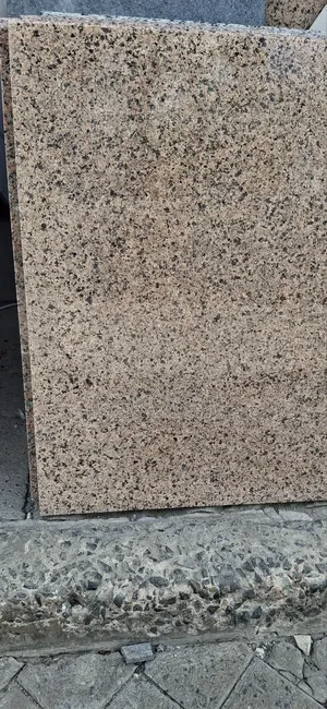 Granites %Granites% Brown