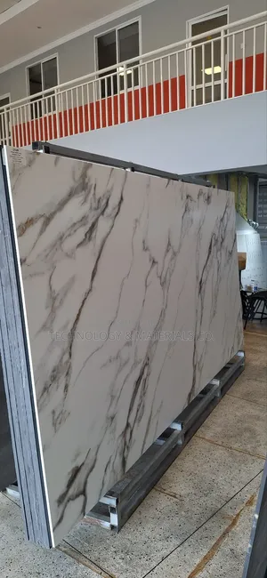 Gold-White Kitchen Countertop