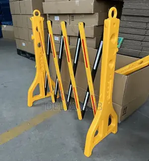 Retractable Temporary Plastic Barrier