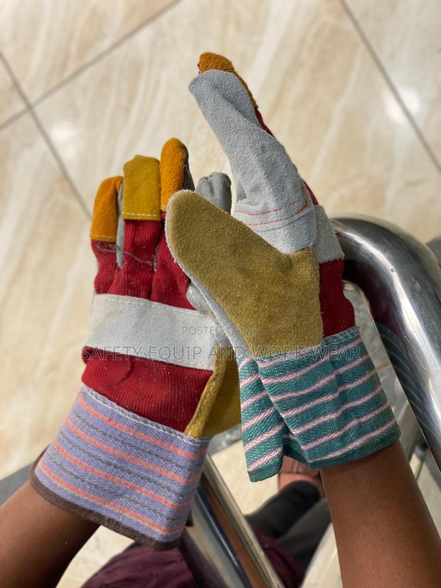 Tuff Rigger Gloves – Flexible Enough For Delicate Tasks - main view