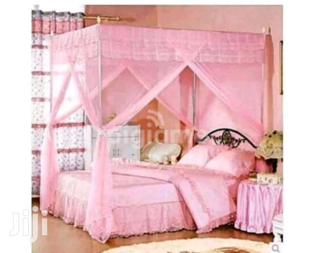 4 Stand Metalic Mosquito Net