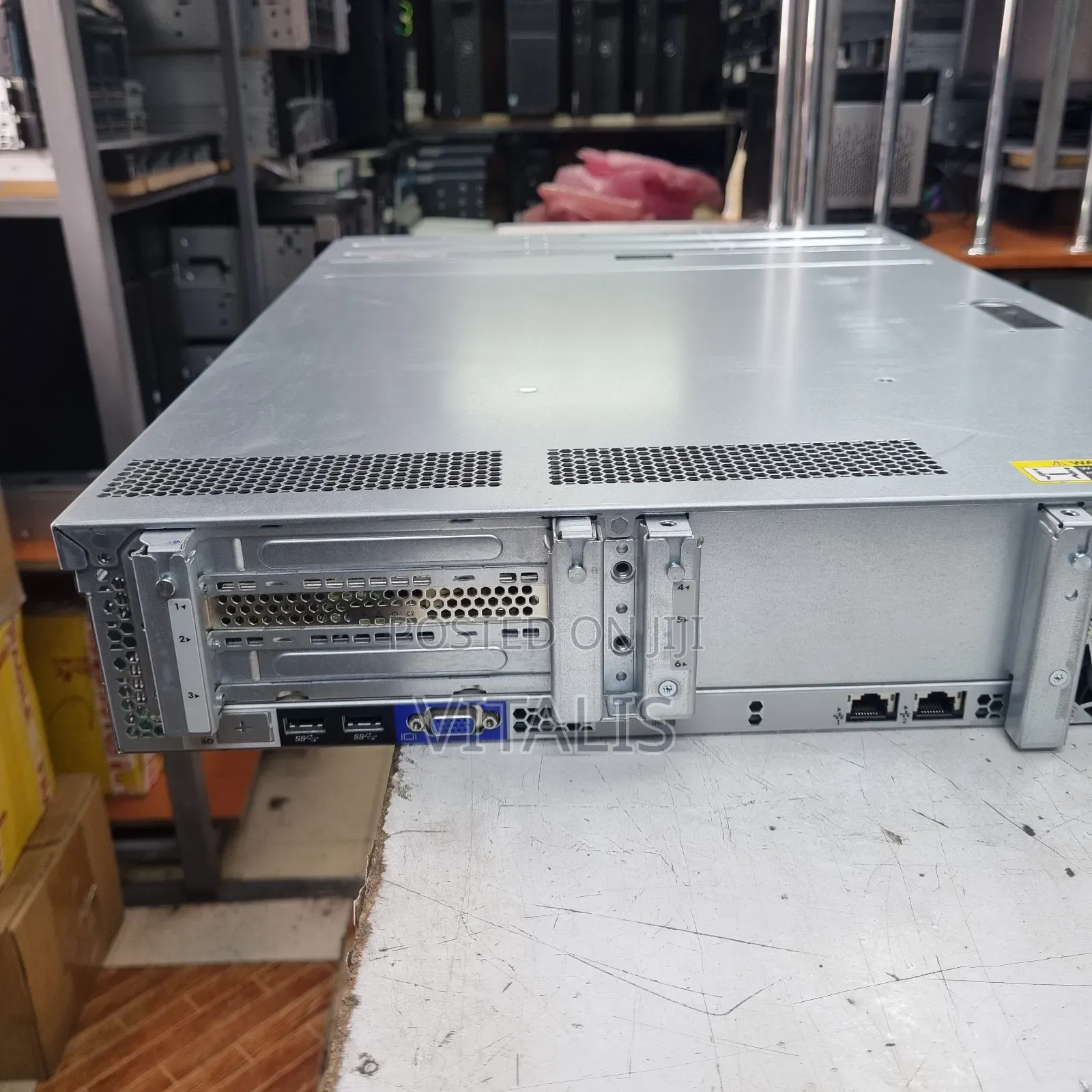 Server HP ProLiant DL 32GB Intel Xeon HDD 3T
