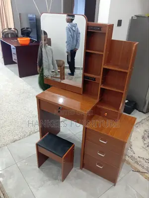 Commode Dressing Table