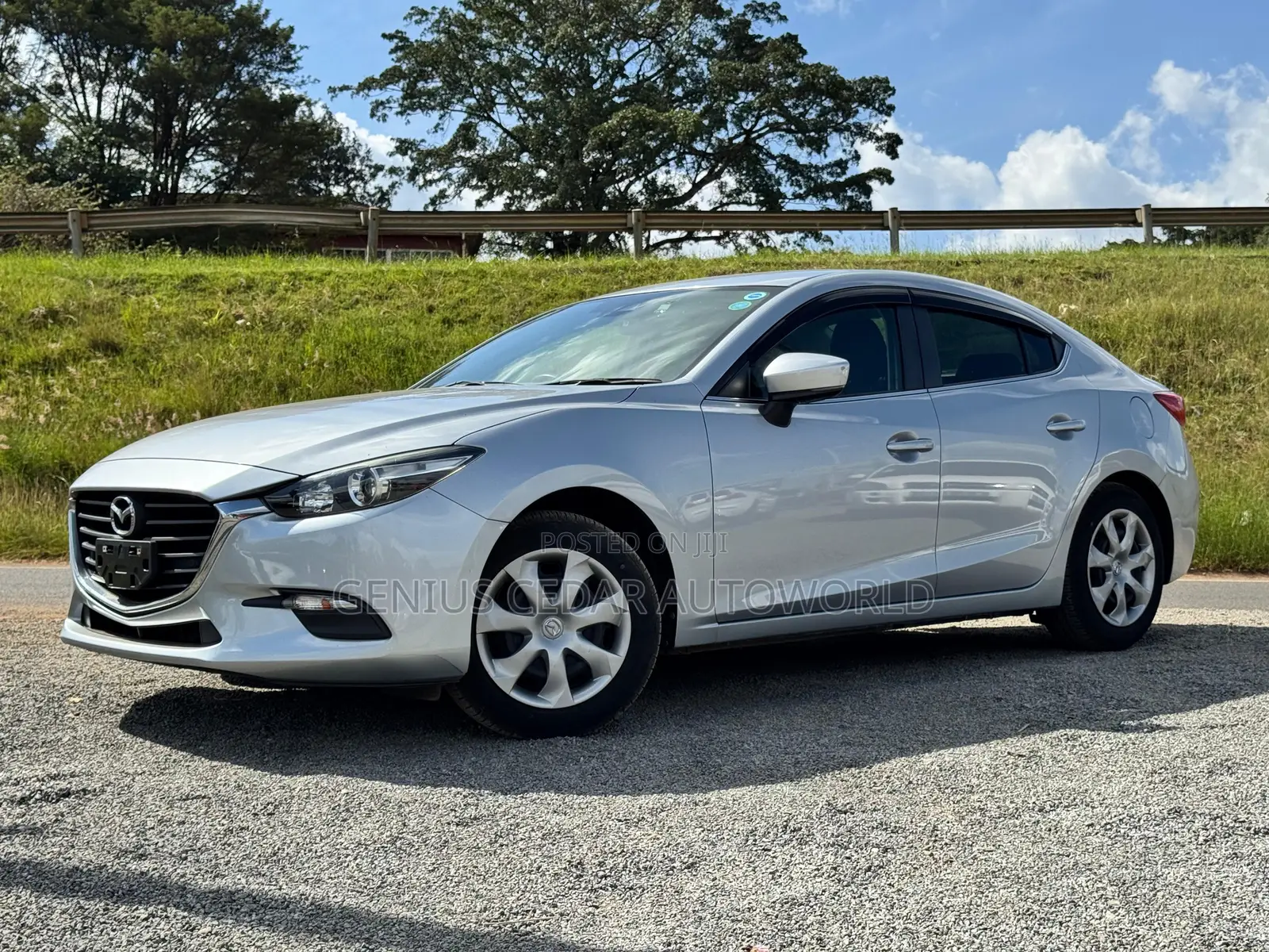 Mazda Axela 2018 Silver
