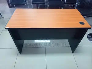 1.4m Head Office Desk