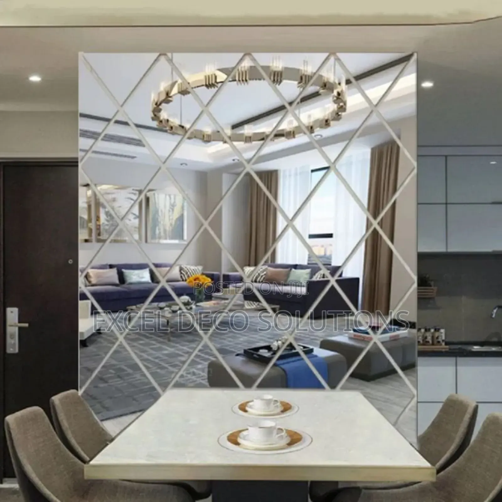 "Art Deco Diamond Mirror – Modern Acrylic Wall Piece"