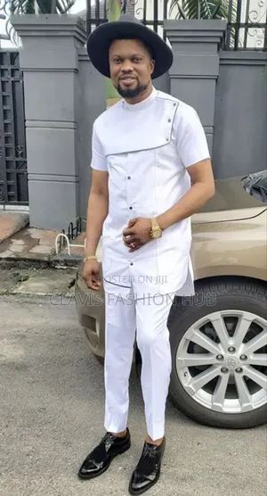 Luxurious White African Men Suit