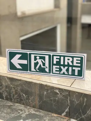 Fire Exit Sign – High-visibility Left Arrow