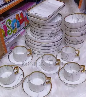 Elegant European Porcelain Dinner Set
32pcs Dinner Set*