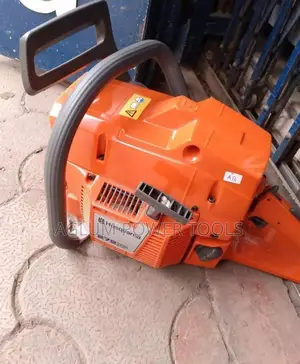 Husqvarna Chainsaw