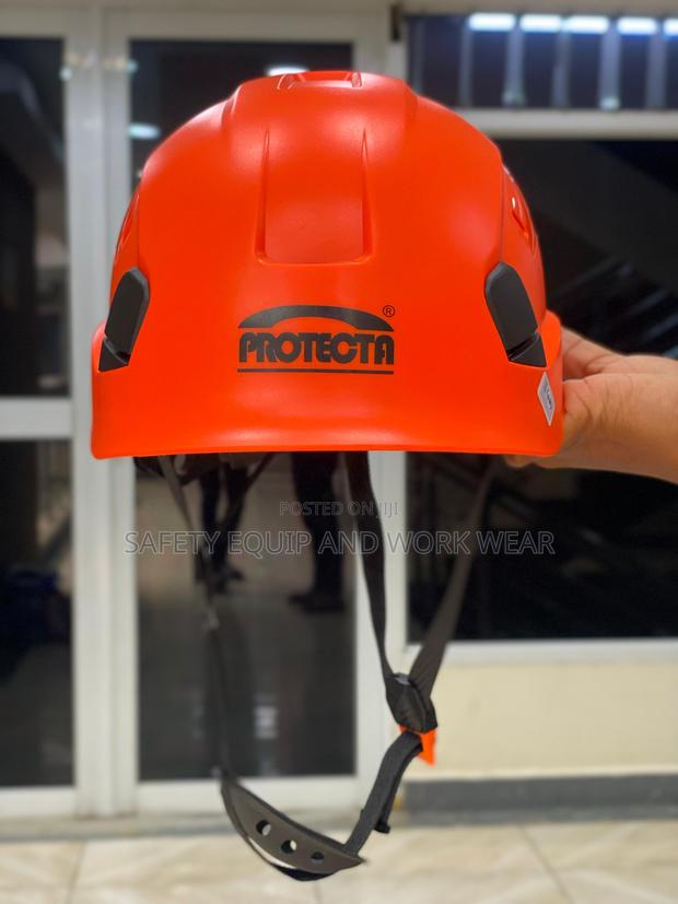 Work At Height Heavy Duty Helmet – Anti-static Coating - main view