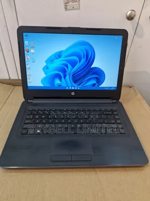 Laptop HP 245 G4 4GB AMD A6 HDD+SSD 256GB
