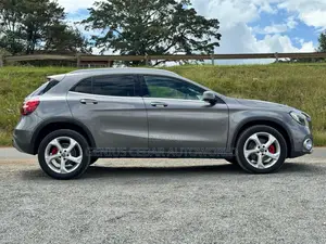 Mercedes-Benz GLA-Class 2018 Gray