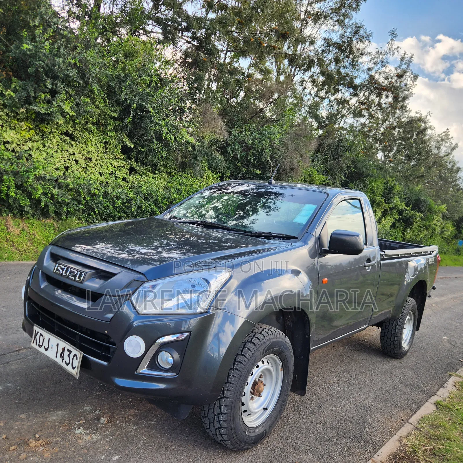 Isuzu D-MAX 2022 Gray