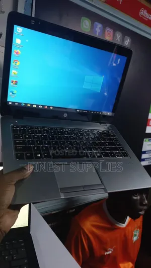 Laptop HP Compaq 6715b 4GB Intel Celeron HDD 320GB