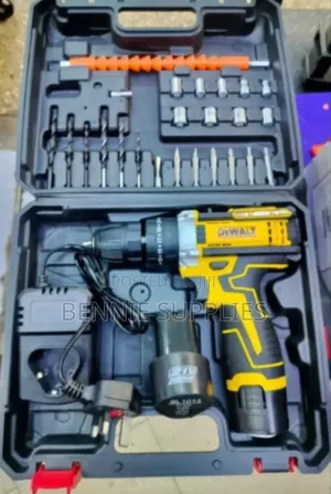 Dewalt Rechargable Drill / Cordless Dewalt Drill