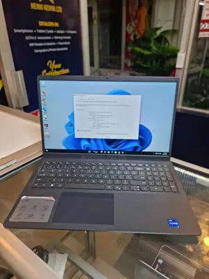 Laptop Dell Latitude 3520 16GB Intel Core I7 SSD 512GB