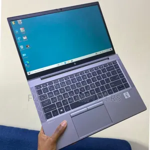 Laptop HP ZBook Firefly 14 G7 32GB Intel Core I7 SSD 1T