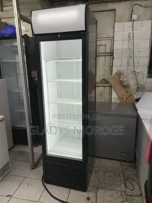 Well Maintained(Metafrio Display Fridge)