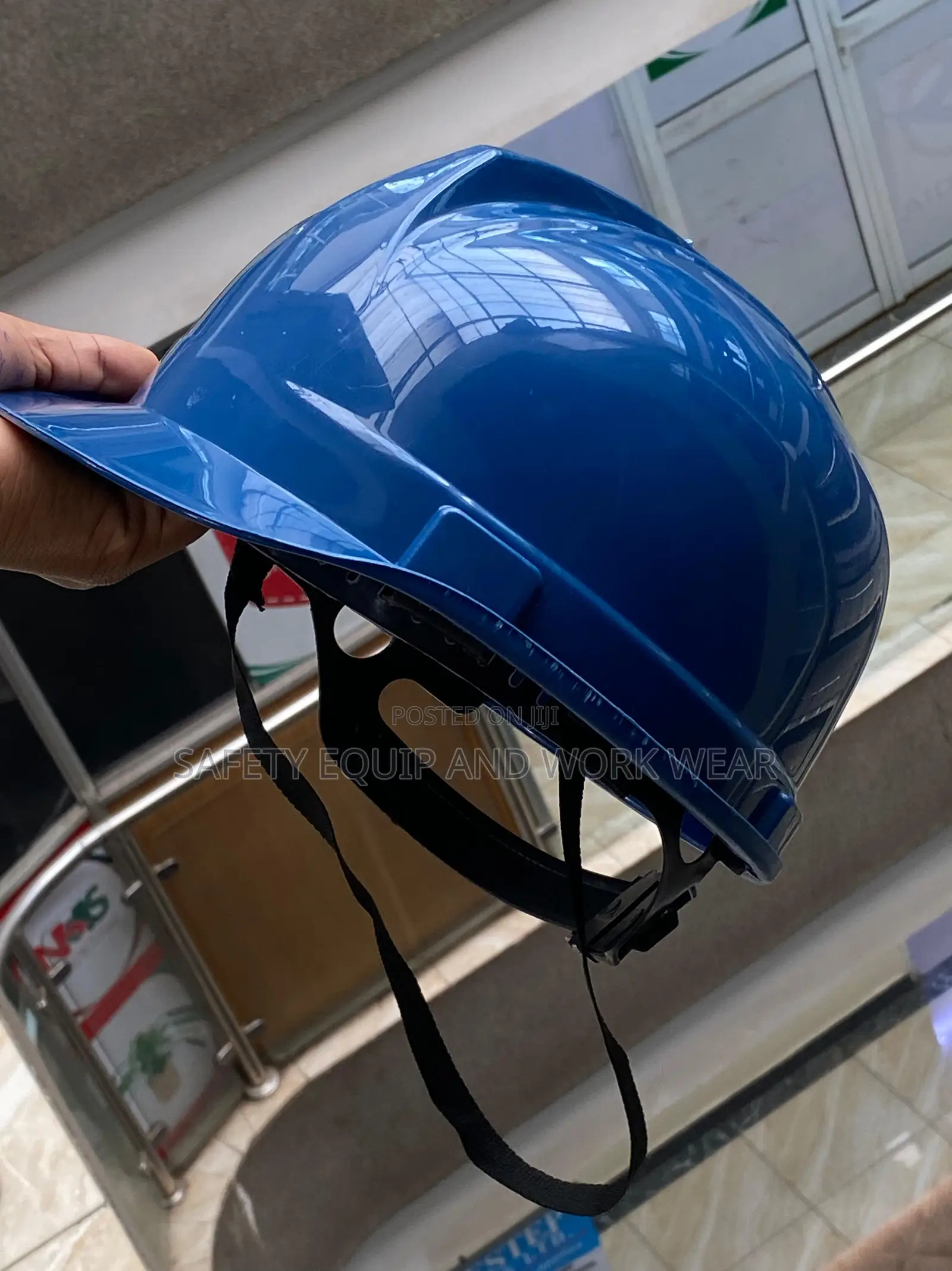 Light Duty Helmet – Suitable For School Workshops