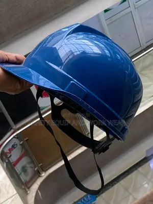 Light Duty Helmet – Suitable For School Workshops