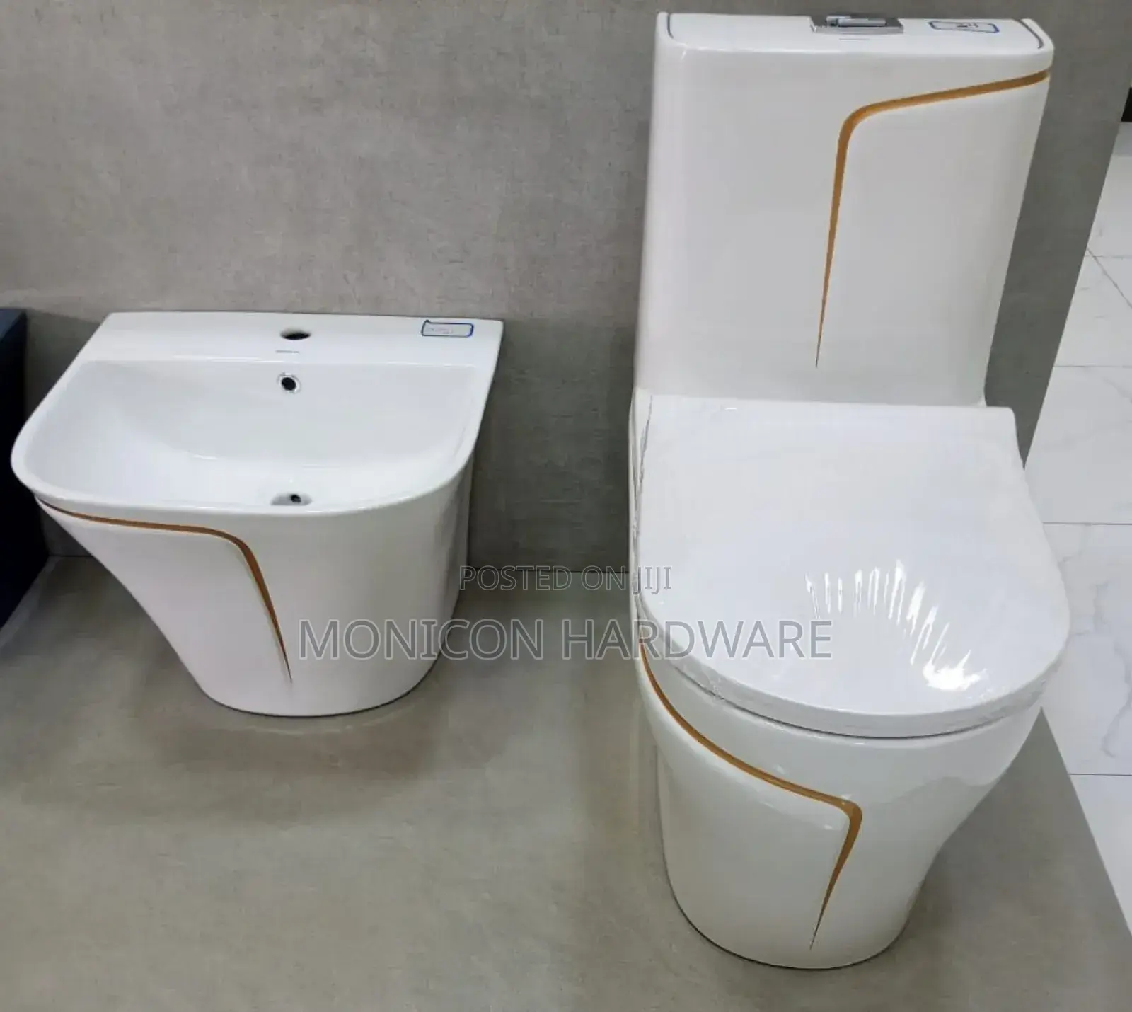 White Water Closet Set