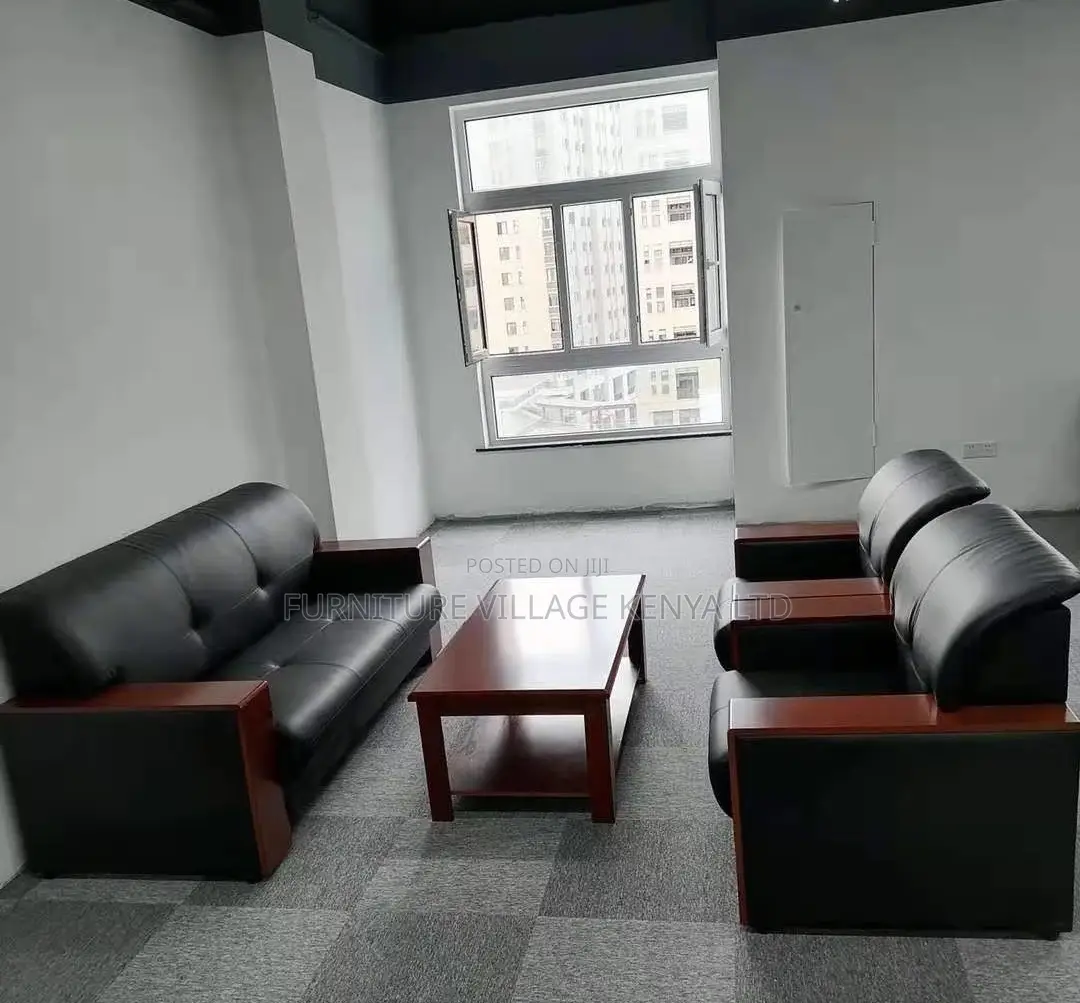 Sofas:5-Seater Lounge Sofa Set for Business Spaces