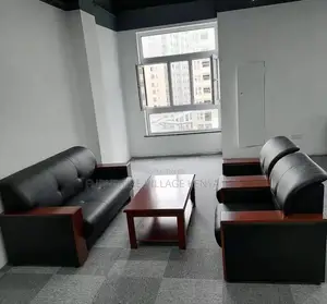 Sofas:5-Seater Lounge Sofa Set for Business Spaces