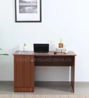 Office Desk:1200mm Clerical Unity Desk With Walnut Veneer