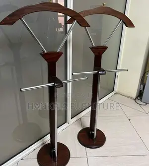Boss Coat Hanger