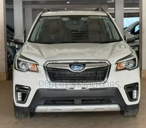 Lexus LX 2018 White