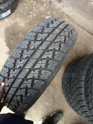 255/70r16 a/T Maxtrek Tyres
