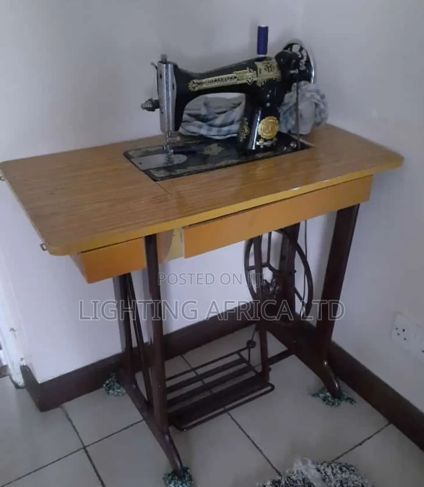 Butterfly Sewing Machine Plus Imported Table