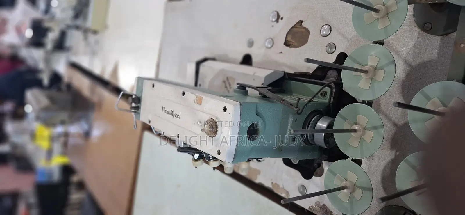 Kansai Lock Sewing Machine