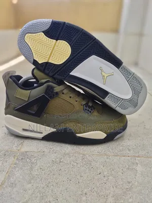 Jordan 4 Retro