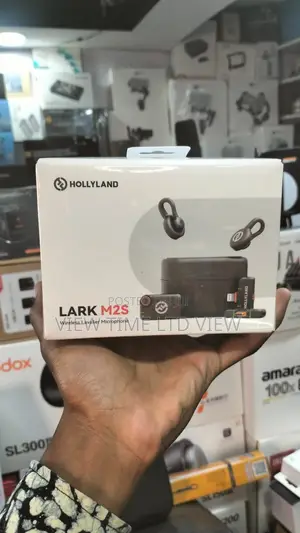 Hollyland Lark M2s Ultimate Combo 2 Person Wireless Mic Black