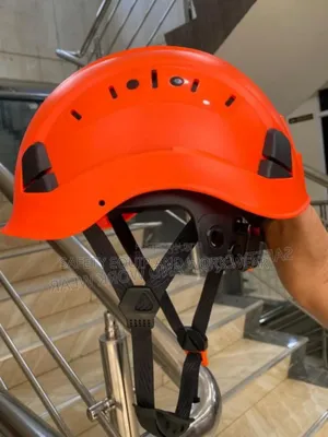 Work At Height Helmet With Ansi Standards.