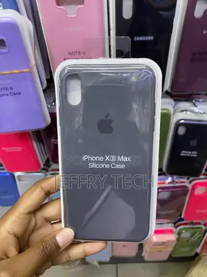 Ouxul iPhone Xs Max Liquid Silicone Case With Soft Lining