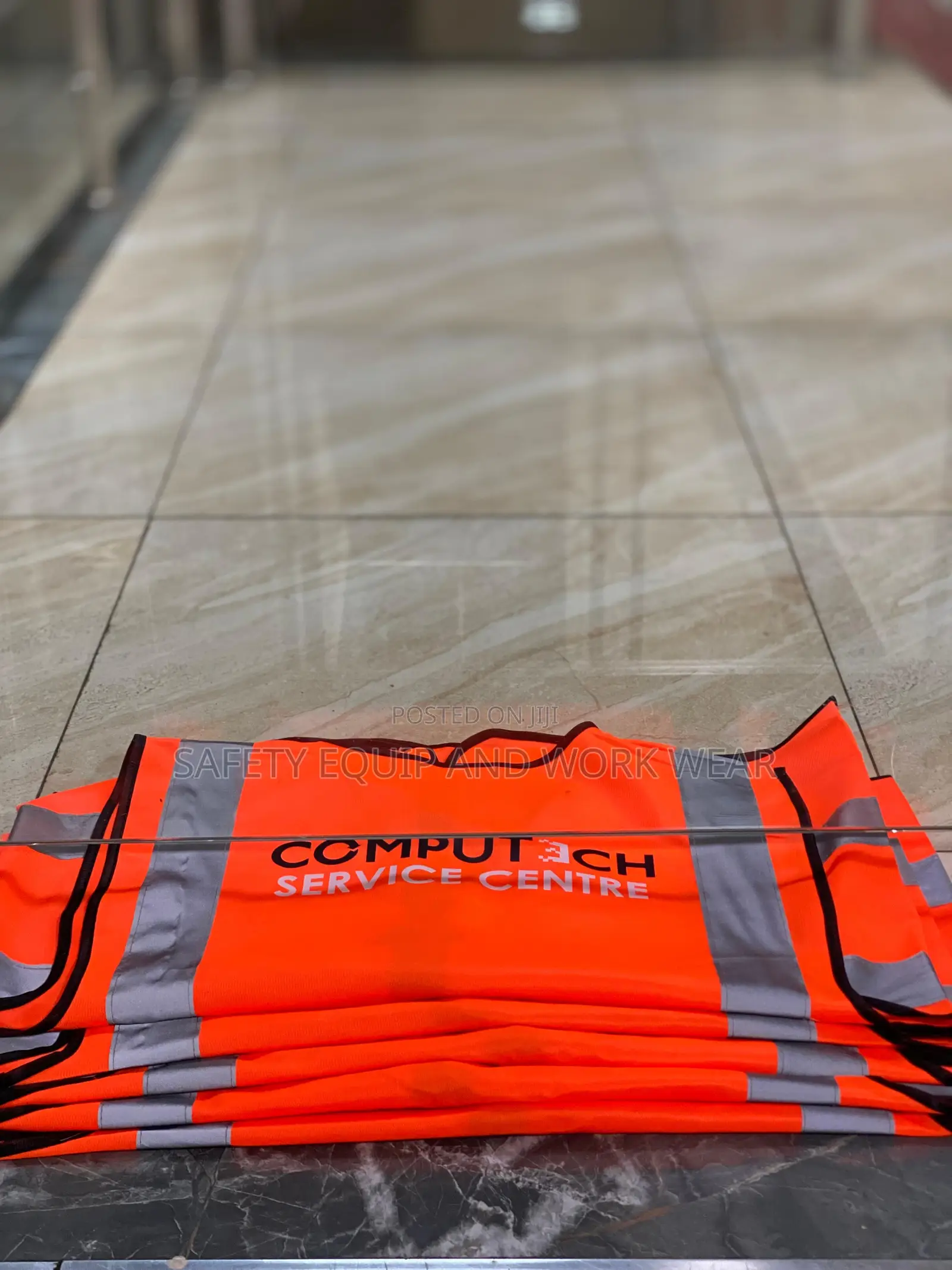 Executive Reflector Vests With Stylish Safety .