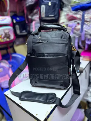 Medium Size Quality Shoulder Bag/Unisex Shoulder Black 1200