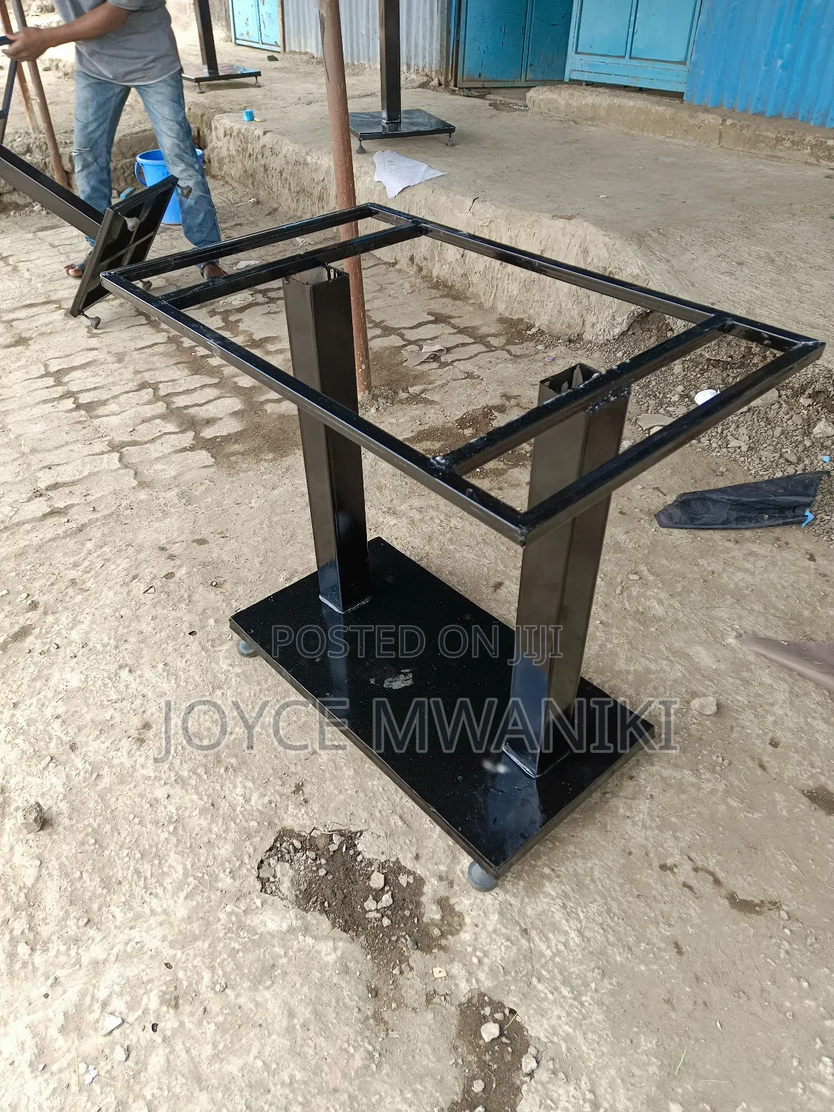 Restaurant Table Frame With Double Stands 