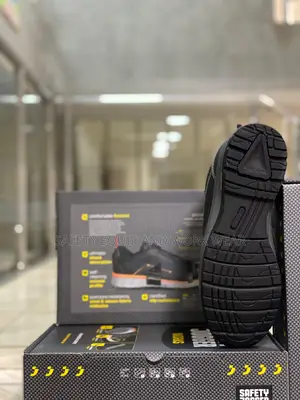 Best Girls’ Safety Shoe: Steel Toe, Waterproof