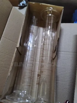Pyrex  Measuring Cylinder 500ml