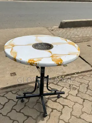 Round Marble Restaurant Table