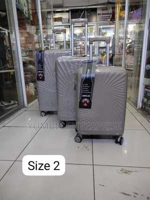 Size 2 Rubber Suitcase Set 3 in 1 1)
