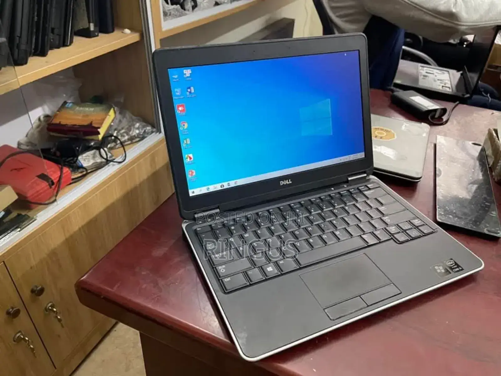 Laptop Dell Latitude E7240 8GB Intel Core i5 SSD 256GB