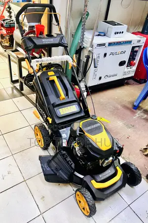 Windsor Uk Self Propelled Lawn Mower 190cc 21"