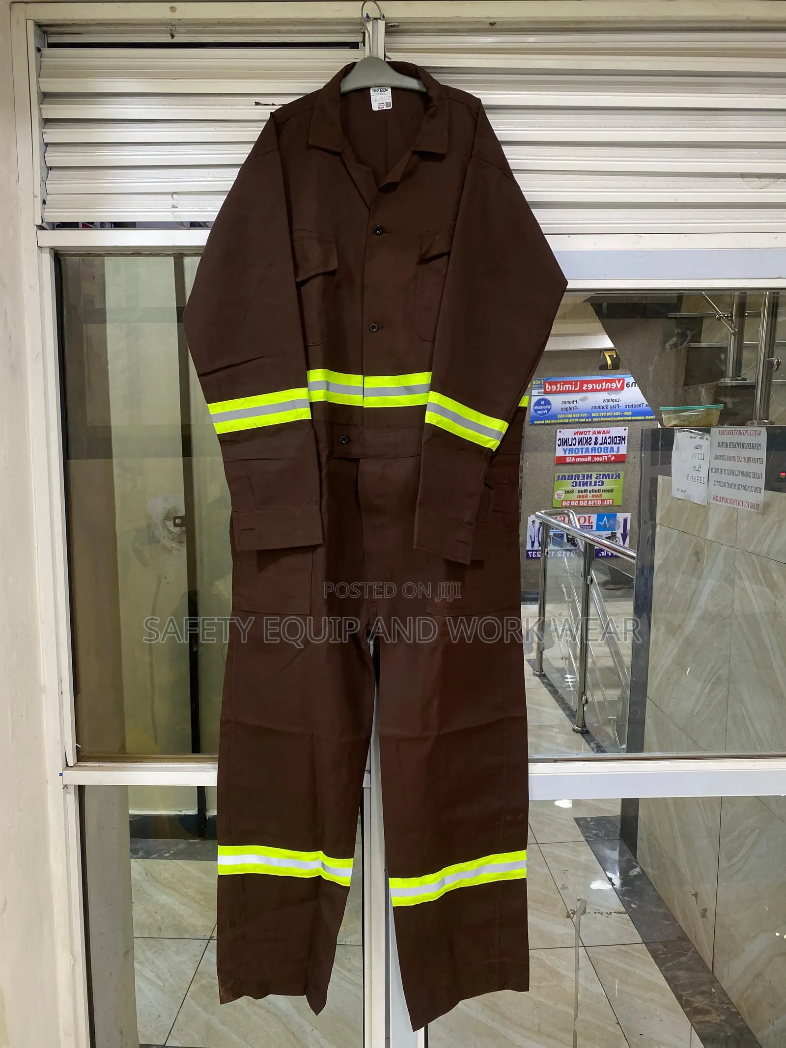 Reflective Overall With Multi-pockets.