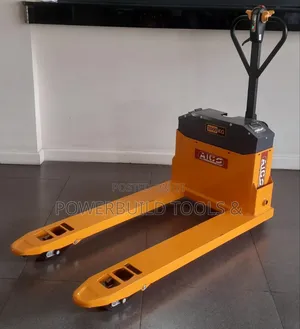 Hisaki Semi Electric Pallet Truck 3tonne 685mm