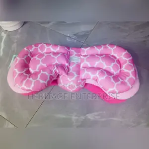 Nursing Pillow, * Nursing Pillow